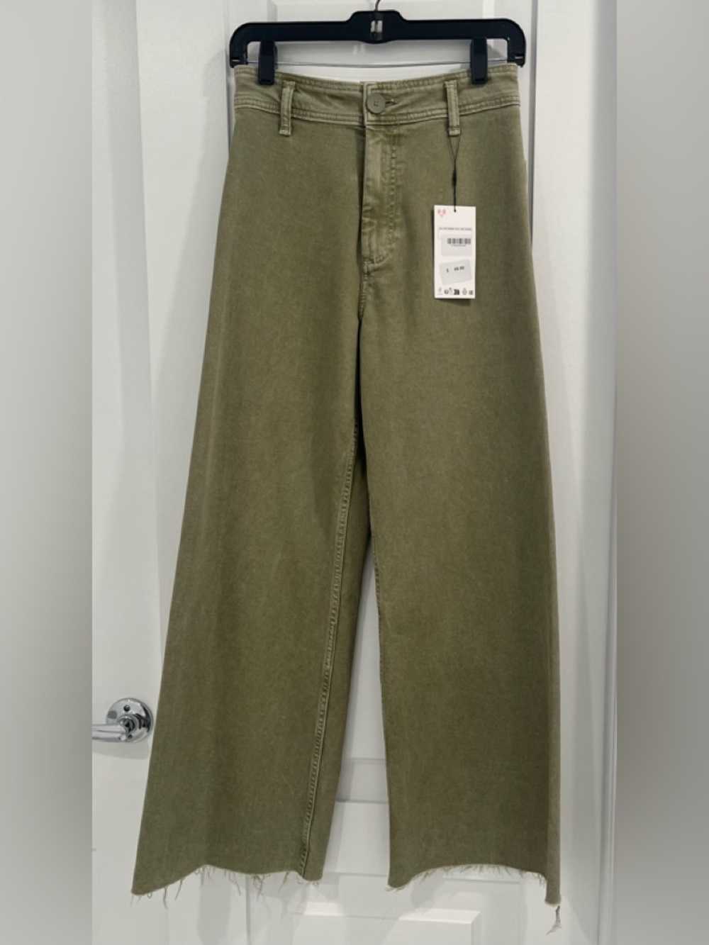 ZARA The  Marine Straight, Size USA 4